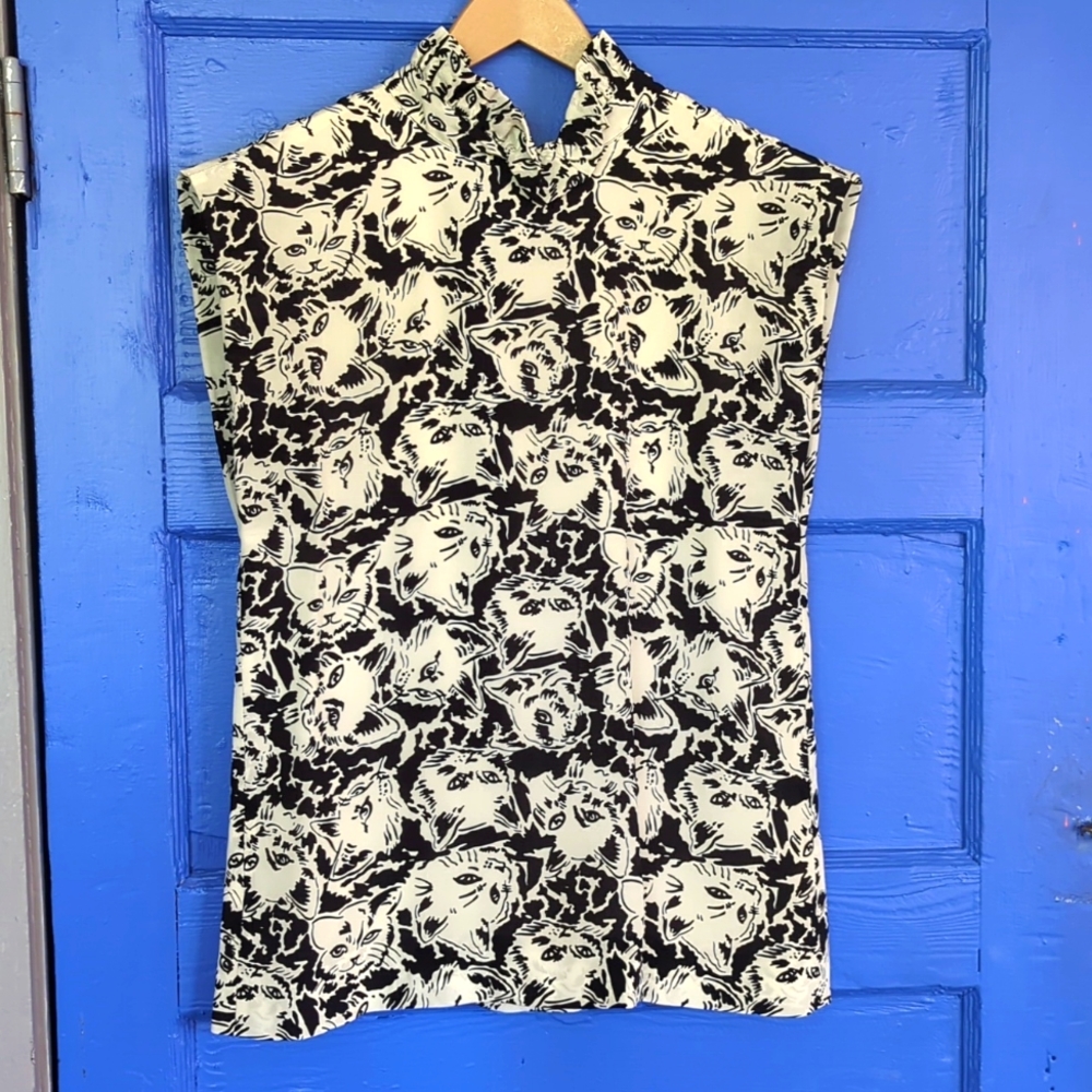 Philosophy Di Lorenzo Serafini 100% Silk cat blouse with bow tunic